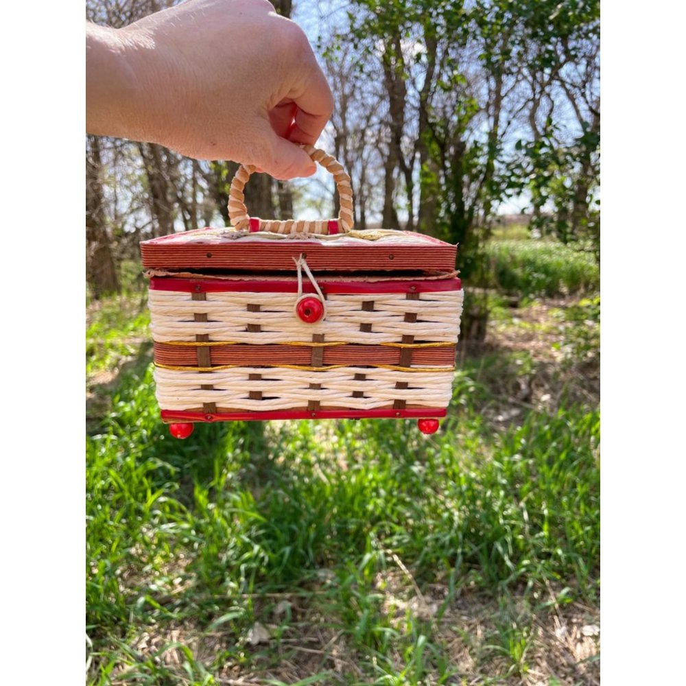 Vintage raffia straw Small Sewing Box Retro Red - Picture 5 of 15